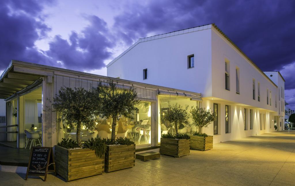 Hotel Es Marès San Francisco Javier Extérieur photo